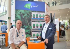 Enrico Verhoef and Cornelis van Bommel with ErfgoedSpecially focused on the young vegetables plants here in Mexico